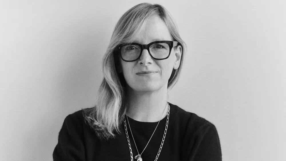 Sarah Burton, nueva directora creativa de Givenchy